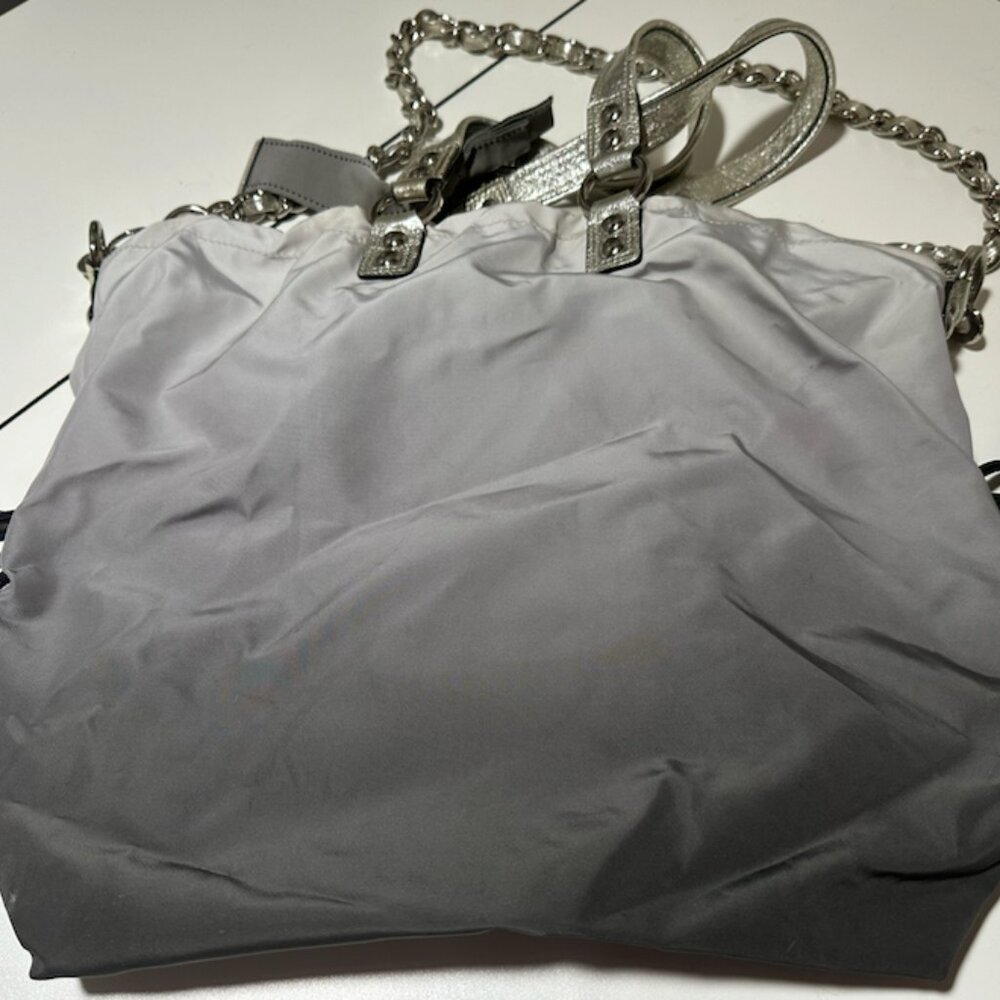 Limited Edition Coach Poppy Silver Ombre Rhinestone Storypatch Spotlight XL Tote - Picture 5 of 6